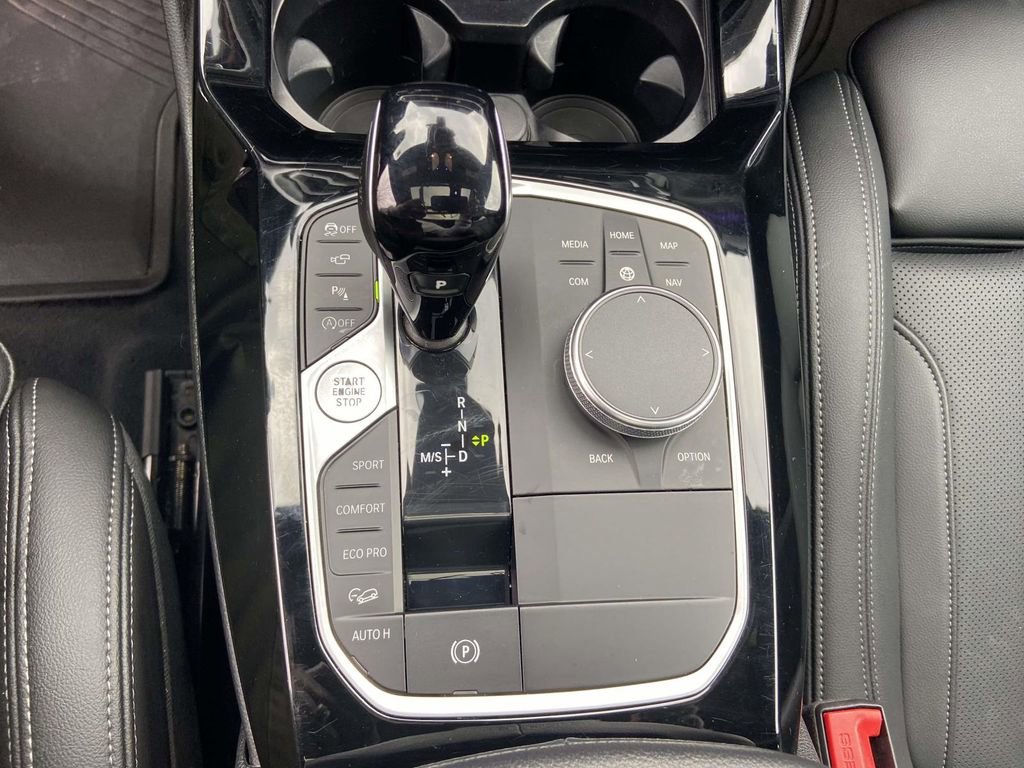 Used 2022 BMW X4 xDrive30i w/ Parking Assistance Package image 30
