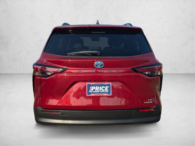 Used 2022 Toyota Sienna LE FWD image 7