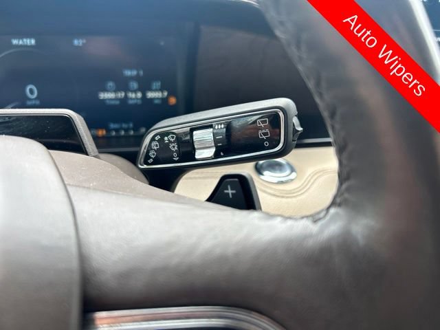 Used 2022 Lincoln Navigator Reserve AWD/4WD image 12