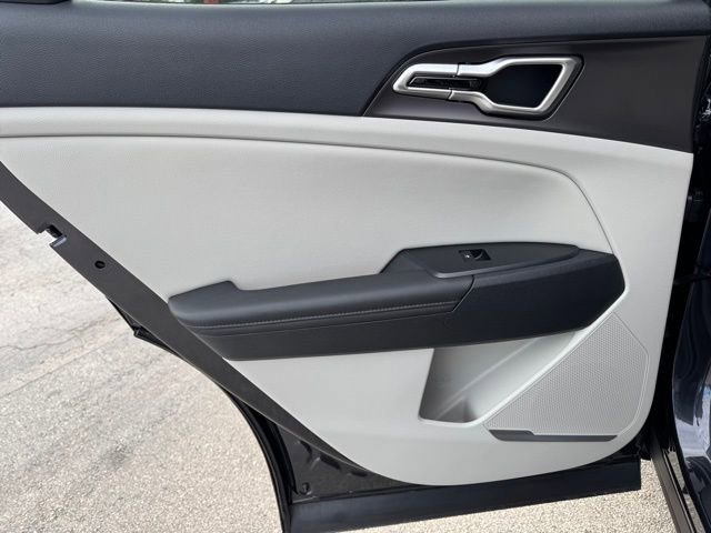 New 2026 Kia Sportage EX image 11