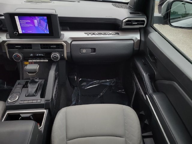 Used 2024 Toyota Tacoma SR5 w/ SR5 Upgrade Package RWD image 18
