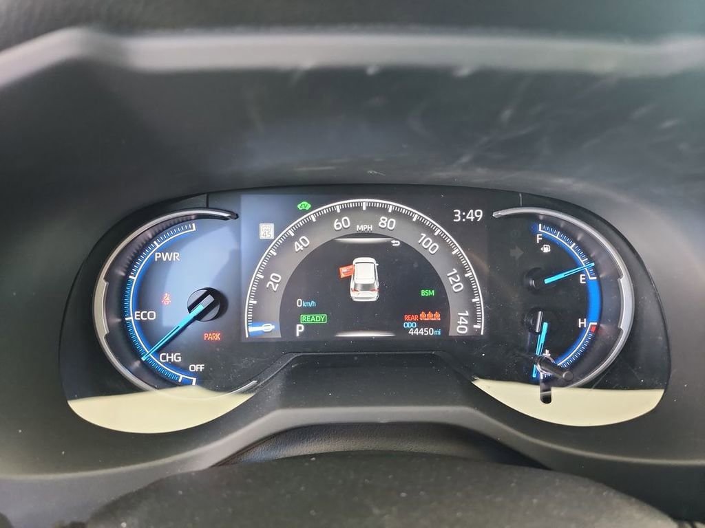 Used 2023 Toyota RAV4 XLE AWD/4WD image 11