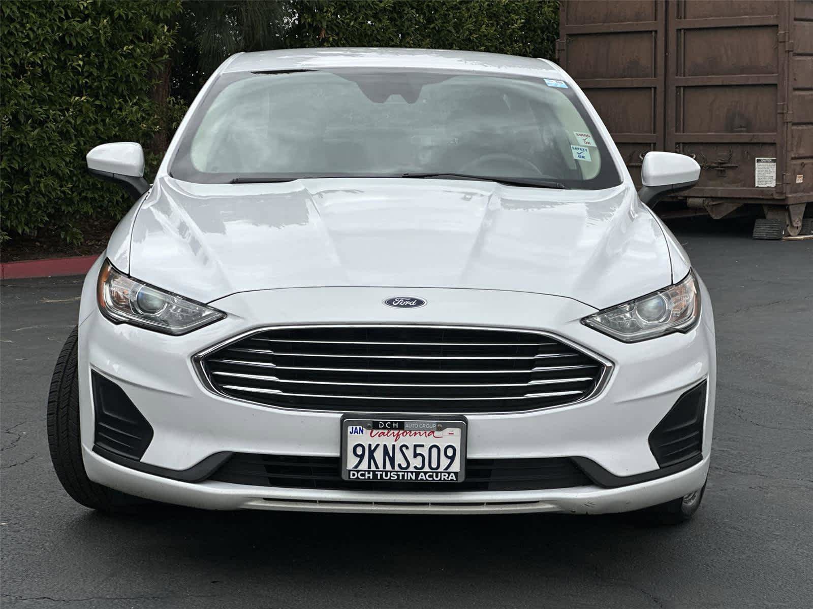 Used 2020 Ford Fusion SE FWD image 7