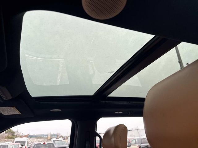 Used 2024 Ford F350 Platinum w/ FX4 Off-Road Package image 28