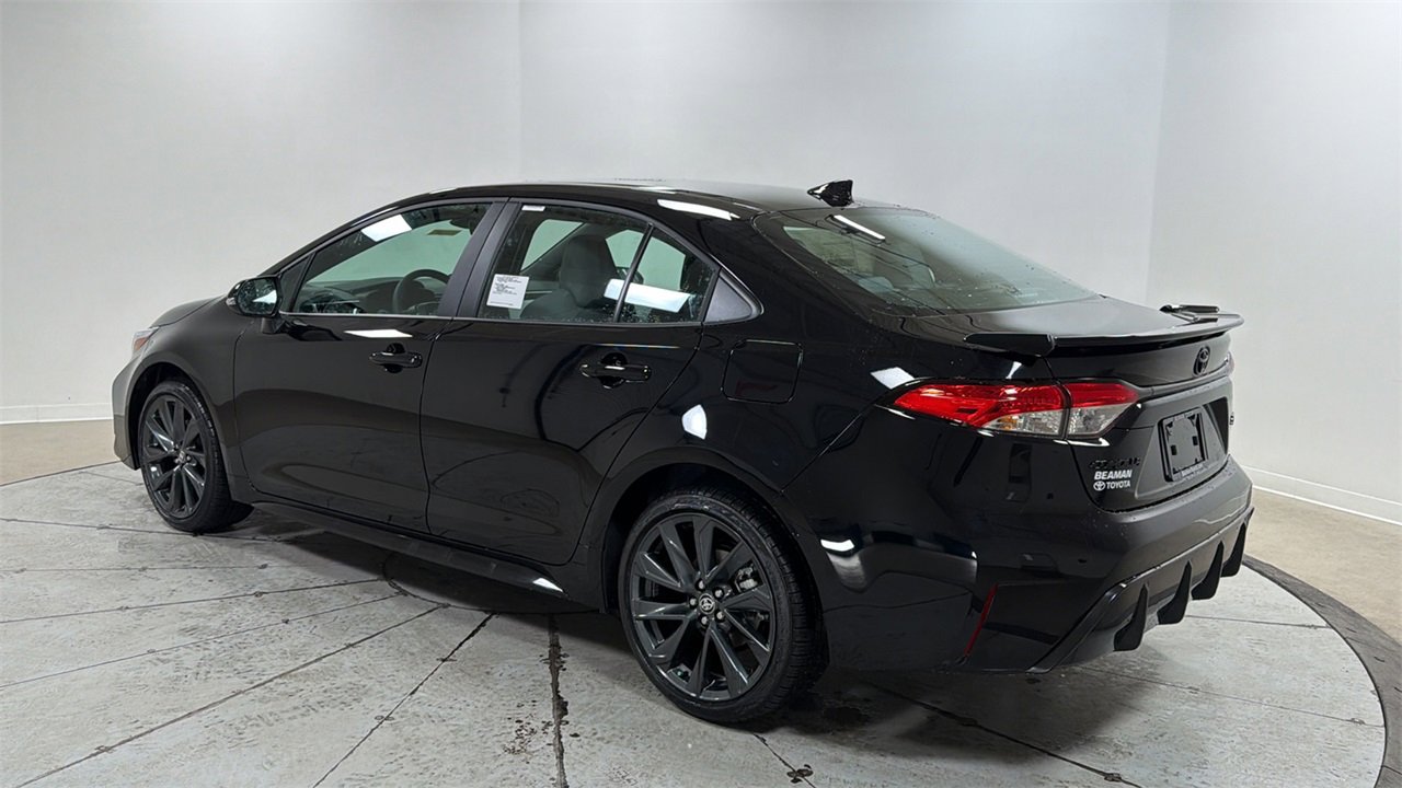 New 2026 Toyota Corolla SE image 7