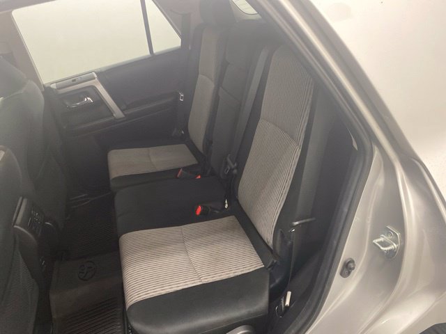 Used 2016 Toyota 4Runner SR5 AWD/4WD image 21