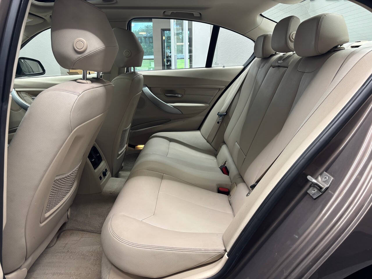 Used 2013 BMW 328i xDrive Sedan AWD/4WD image 17