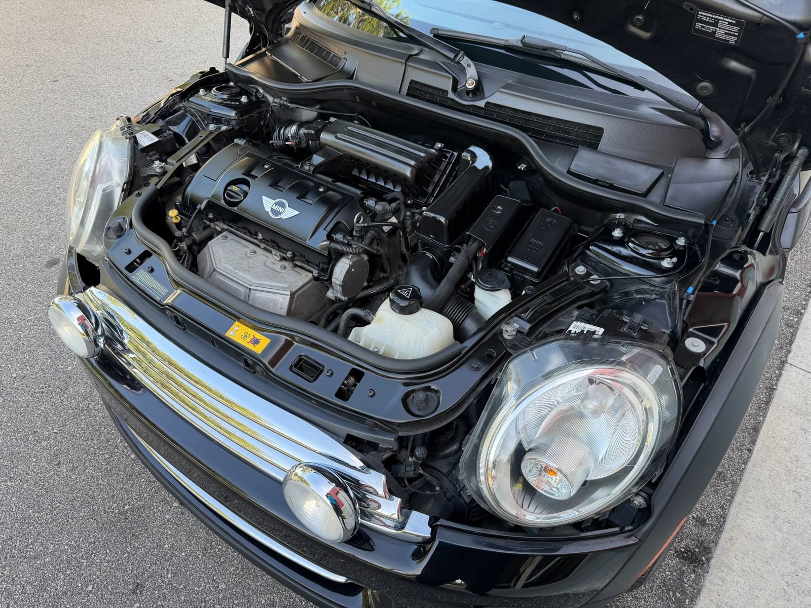 Used 2013 MINI Cooper Roadster FWD image 39