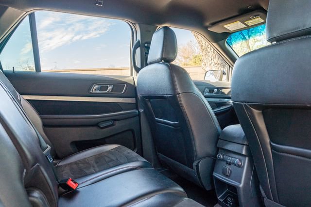 Used 2018 Ford Explorer XLT w/ Equipment Group 202A image 42