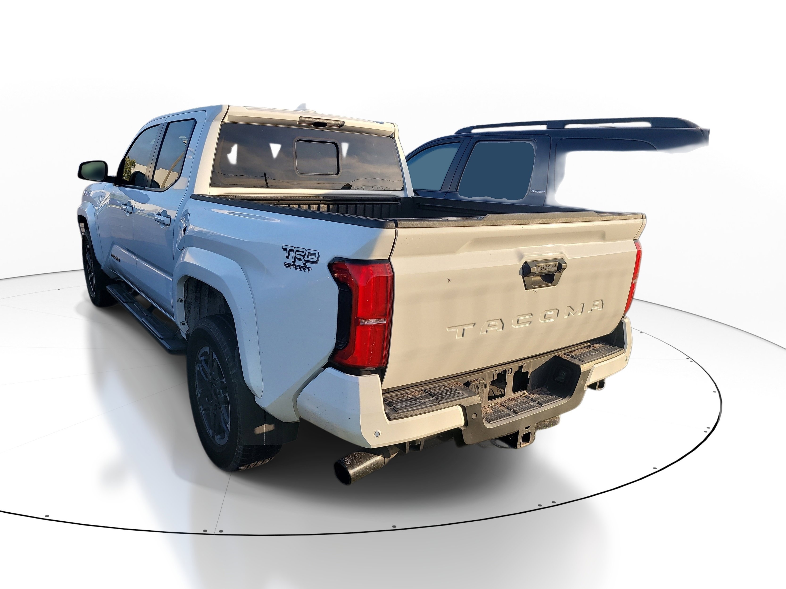 Used 2024 Toyota Tacoma TRD Sport w/ TRD Sport Upgrade Package RWD image 6