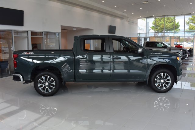 New 2026 Chevrolet Silverado 1500 LT w/ All Star Edition Plus image 3