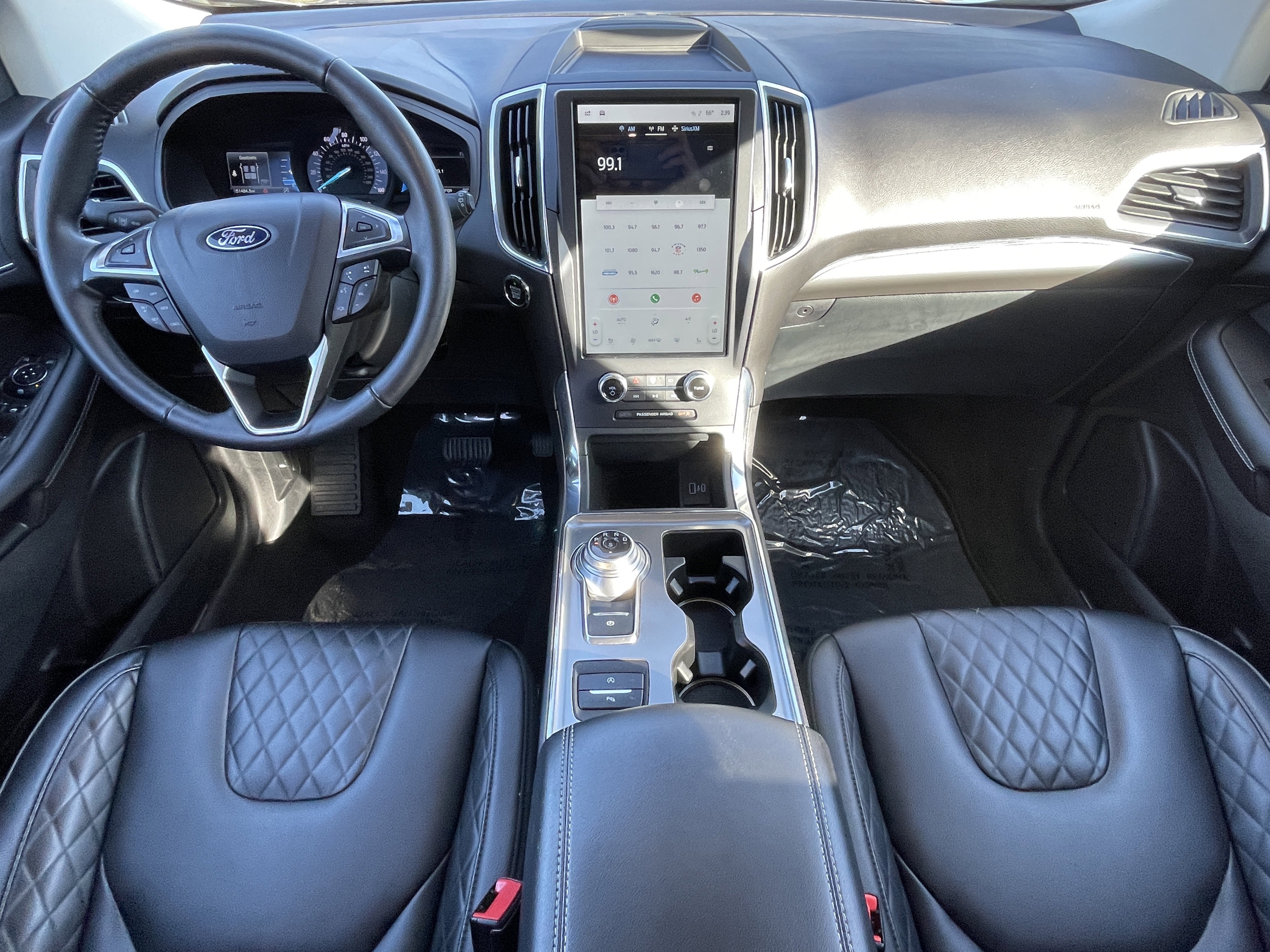 Used 2024 Ford Edge Titanium image 18