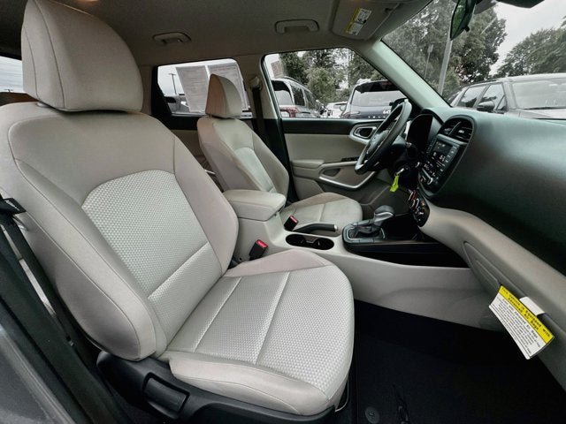 Certified 2023 Kia Soul LX FWD image 25
