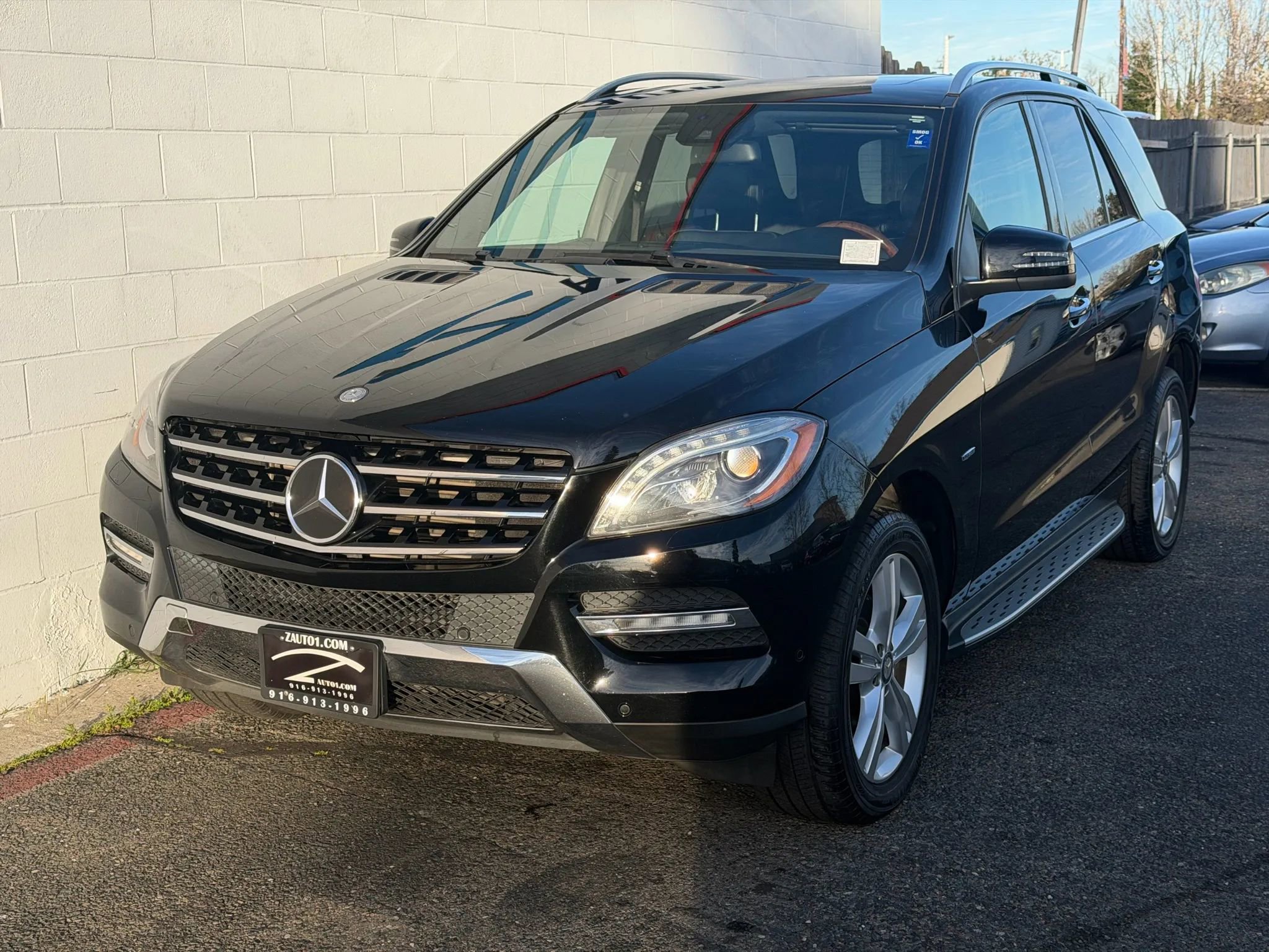 Used 2012 Mercedes-Benz ML 350 BlueTEC 4MATIC image 1