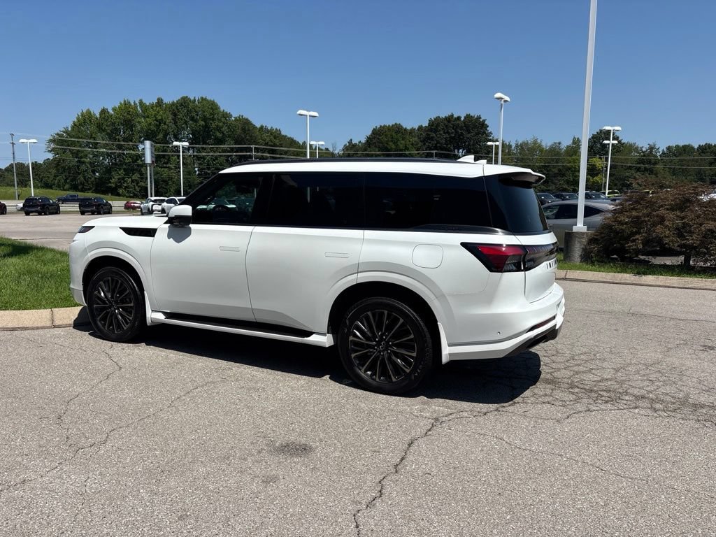 Used 2026 INFINITI QX80 Autograph w/ Premium Cargo Package AWD/4WD image 2