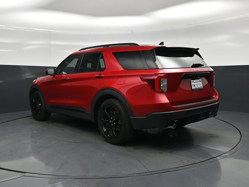 Certified 2024 Ford Explorer ST-Line w/ Class IV Trailer Tow Package RWD image 6