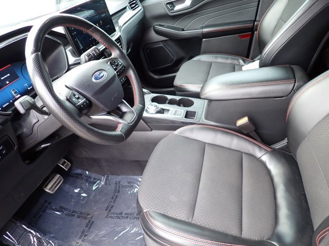 Used 2023 Ford Escape ST-Line Select w/ Tech Pack #2 AWD/4WD image 12