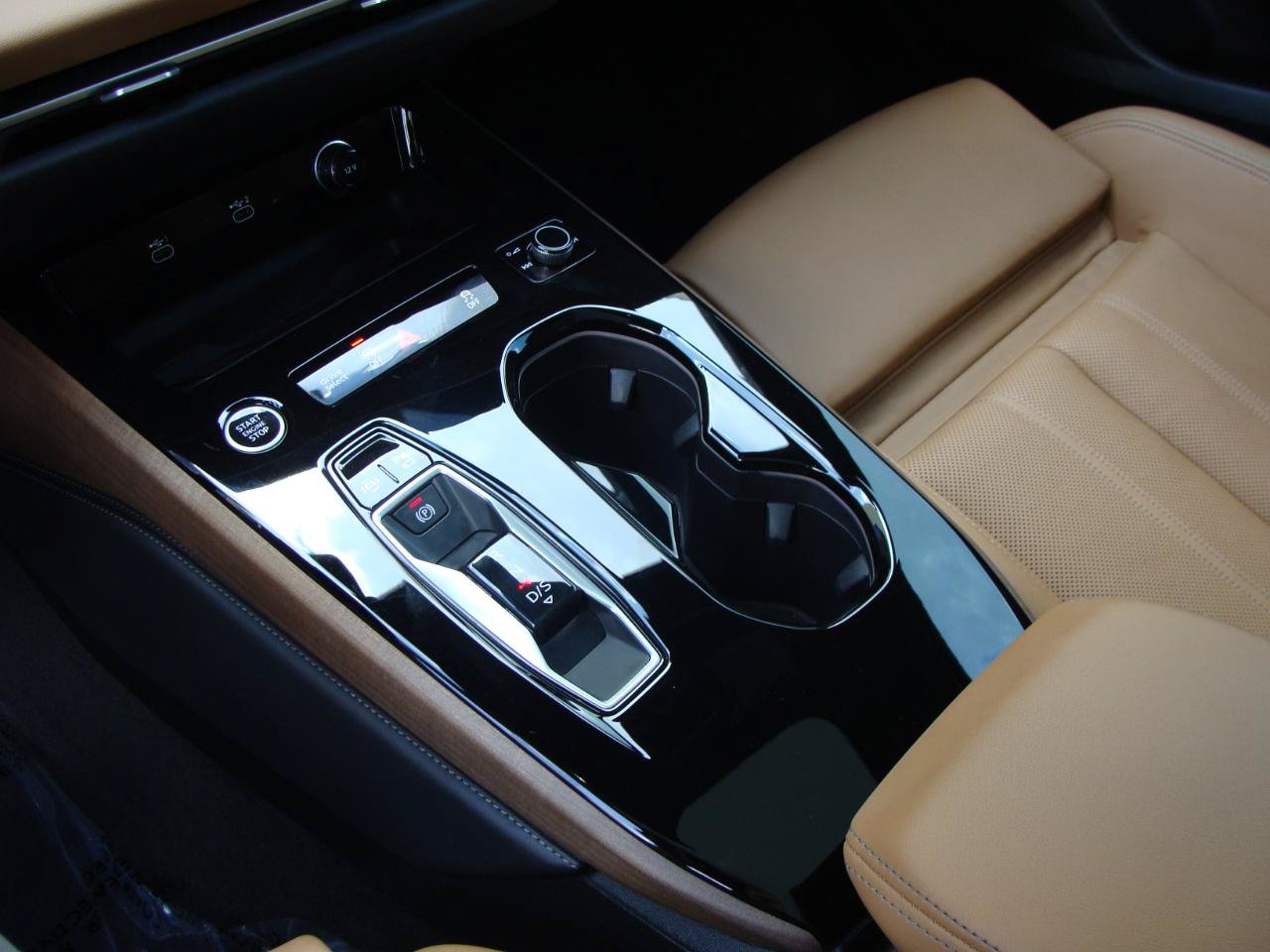 Used 2025 Audi A5 2.0T Premium Plus w/ Premium Plus AWD/4WD image 19