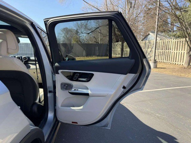 Certified 2026 Mercedes-Benz GLC 300 4MATIC image 23