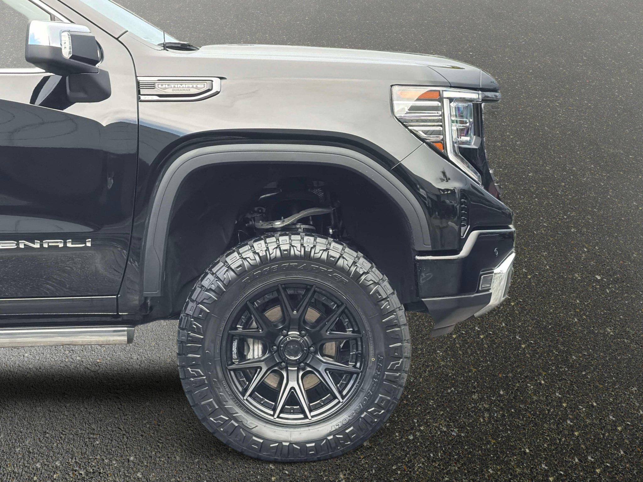 Used 2026 GMC Sierra 1500 Denali Ultimate AWD/4WD image 4