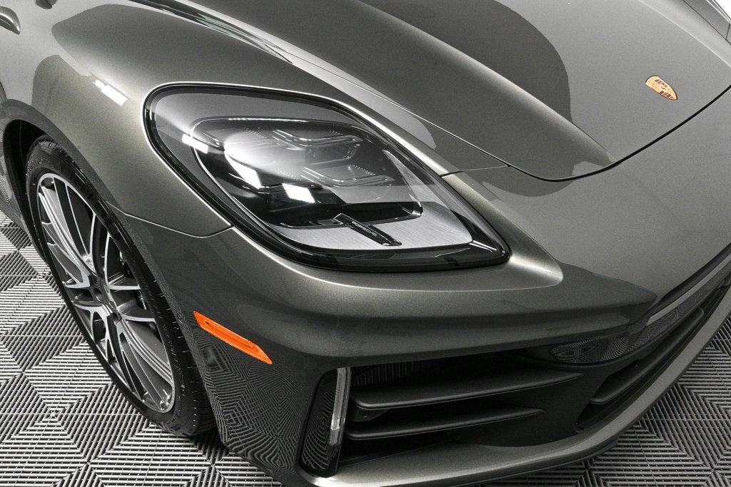 New 2026 Porsche Panamera 4 image 36