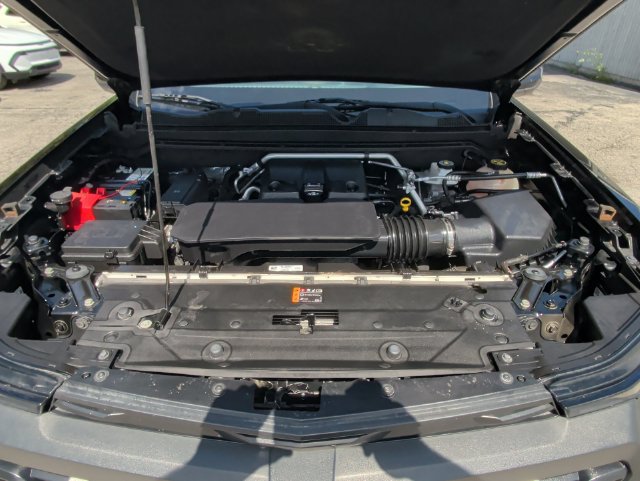 Used 2023 Chevrolet Colorado Trail Boss w/ Technology Package AWD/4WD image 37