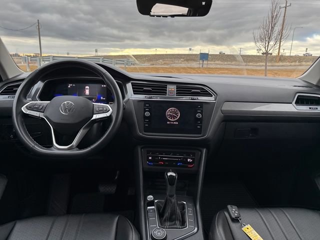 Used 2022 Volkswagen Tiguan SE image 12
