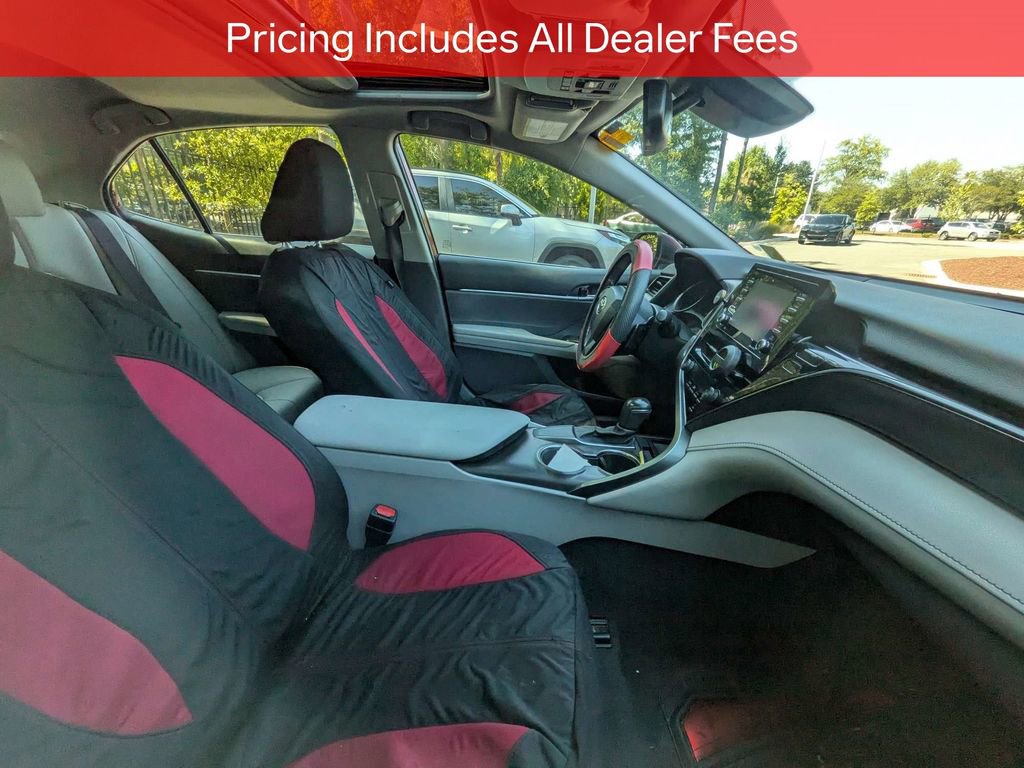 Used 2021 Toyota Camry SE w/ Convenience Package FWD image 10