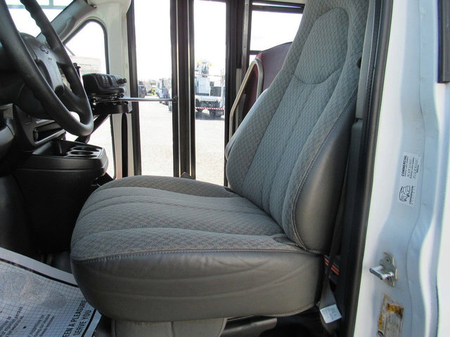 Used 2007 Chevrolet Express 3500 w/ School Bus Package RWD image 22