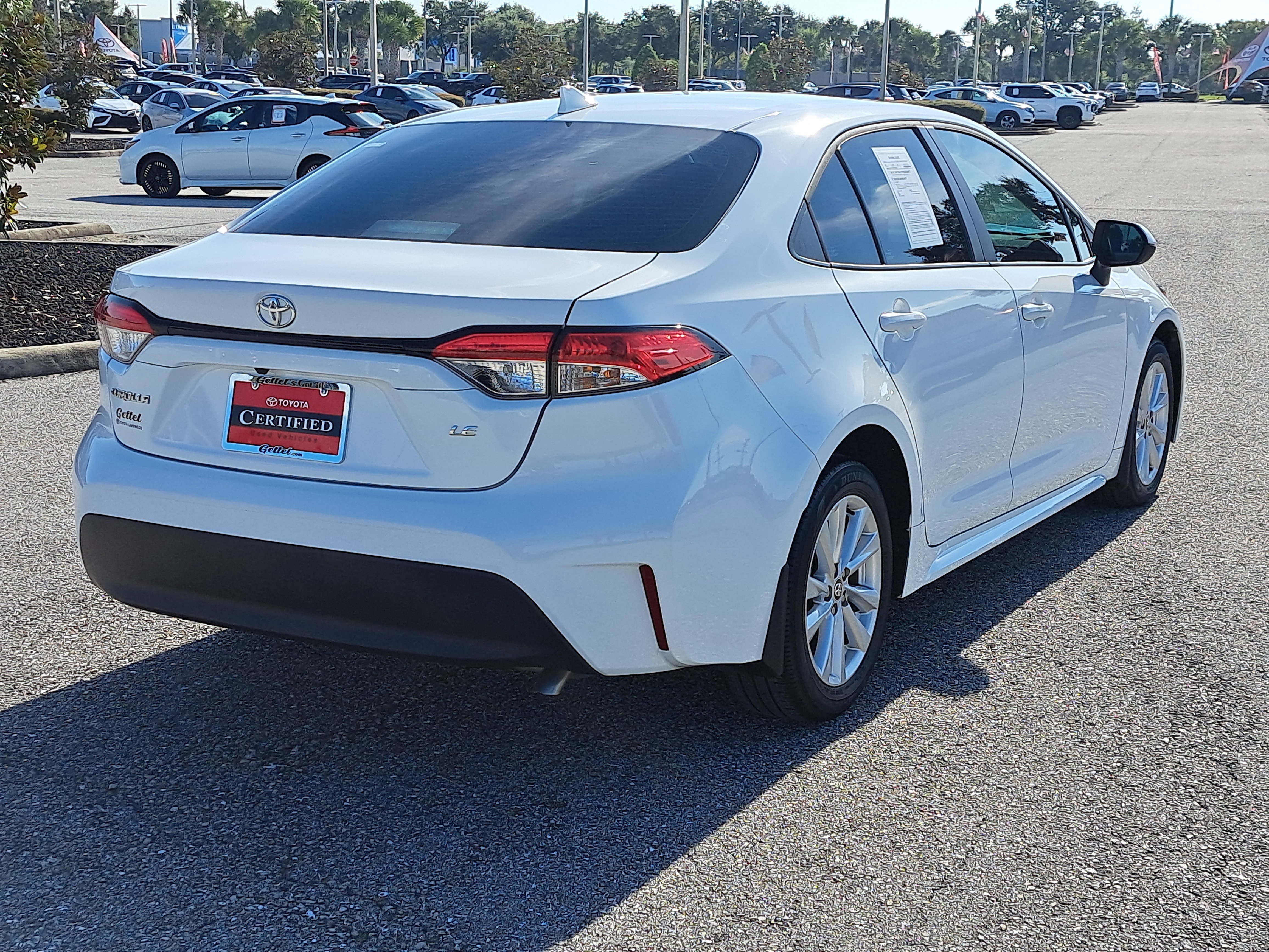 Certified 2023 Toyota Corolla LE image 3