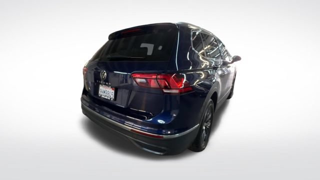 Used 2023 Volkswagen Tiguan SE FWD image 9