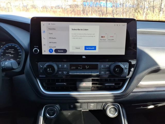 Used 2024 Toyota Grand Highlander Limited image 18