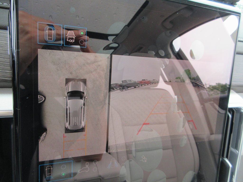 New 2025 GMC Acadia Denali image 23