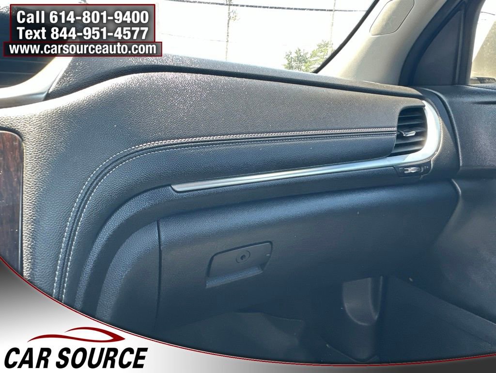 Used 2015 Chevrolet Traverse LT w/ Style and Technology Package FWD image 9