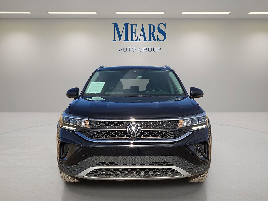Used 2024 Volkswagen Taos SE image 8