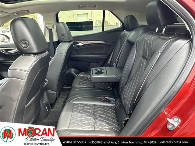 Used 2023 Buick Envision Avenir image 26