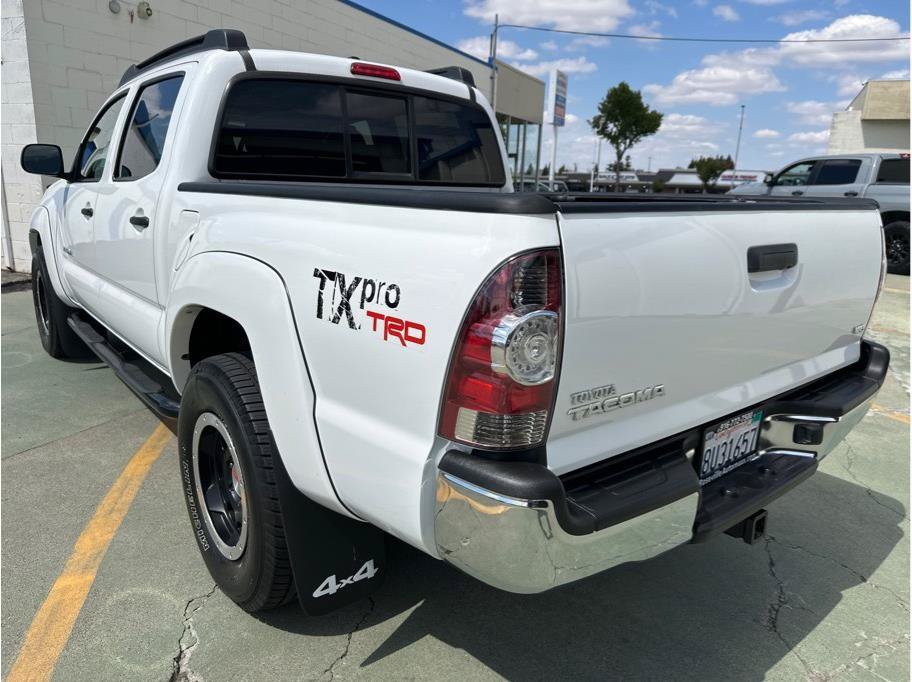 Used 2011 Toyota Tacoma 4x4 Double Cab w/ TRD Off-Road Pkg w/JBL Audio image 13