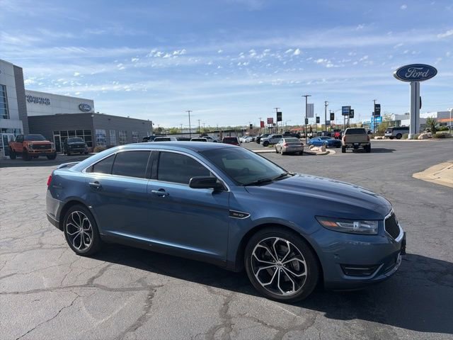 Used 2018 Ford Taurus SHO w/ Driver Assist Package image 2