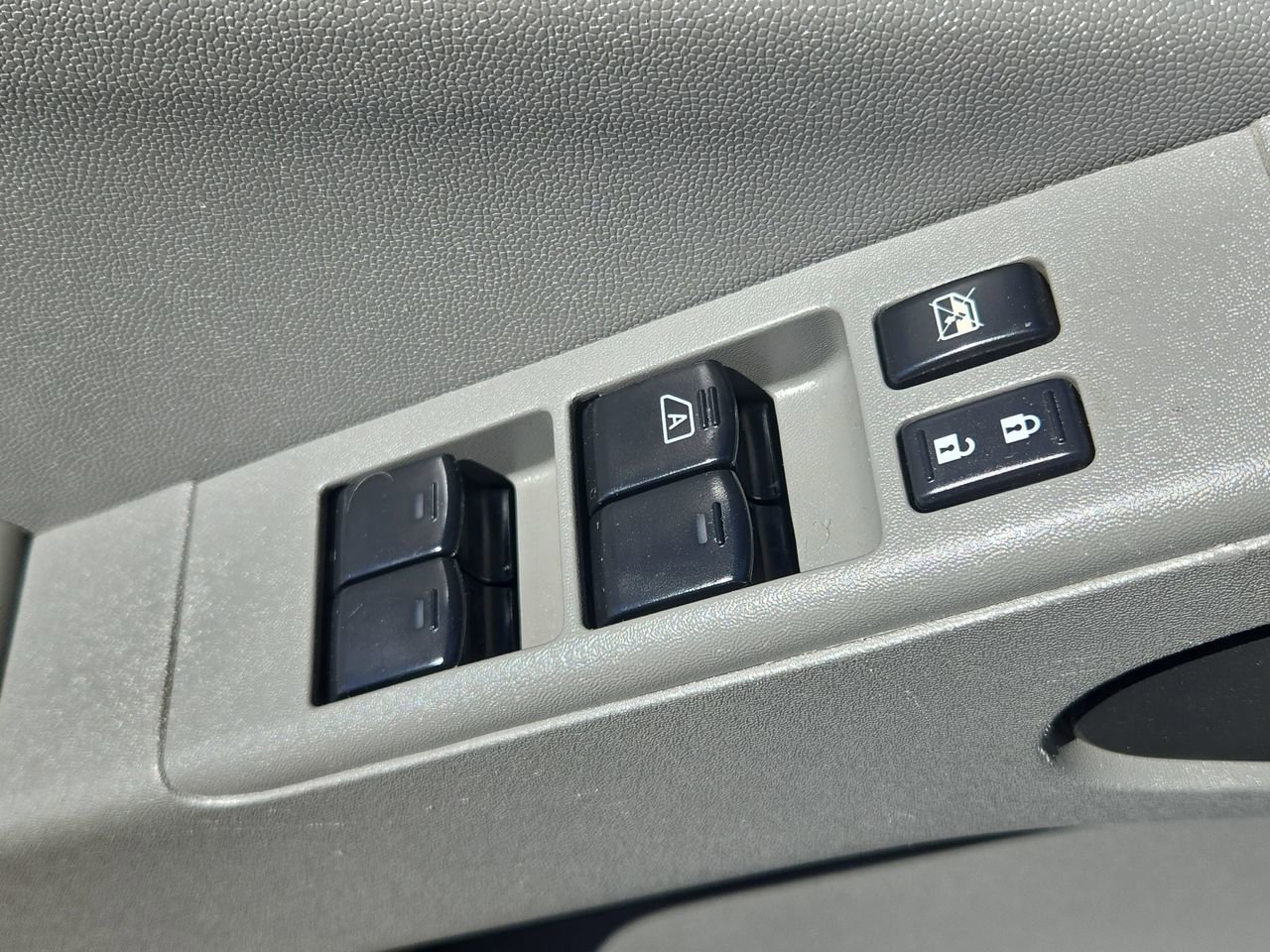 Used 2018 Nissan Frontier SV w/ Value Truck Package image 26