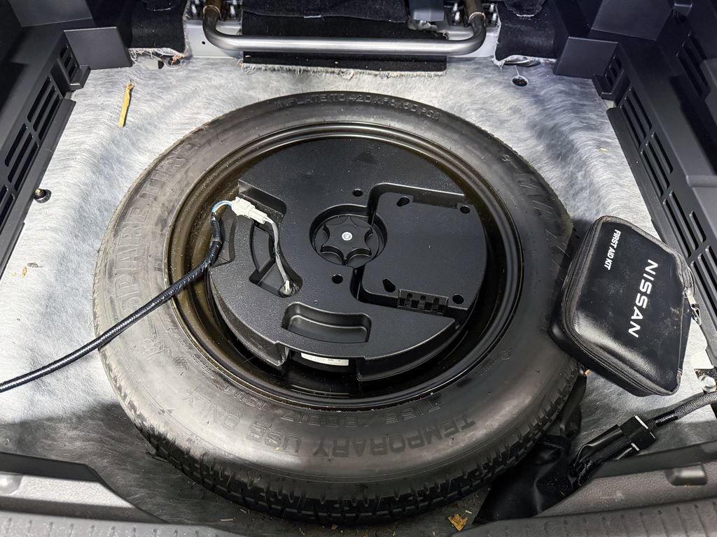 Certified 2023 Nissan Rogue SV image 34