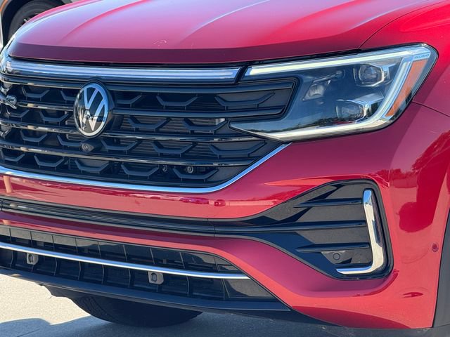 Used 2024 Volkswagen Atlas Cross Sport SEL Premium R-Line AWD/4WD image 3