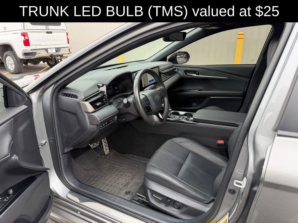 Used 2025 Toyota Camry XSE image 14