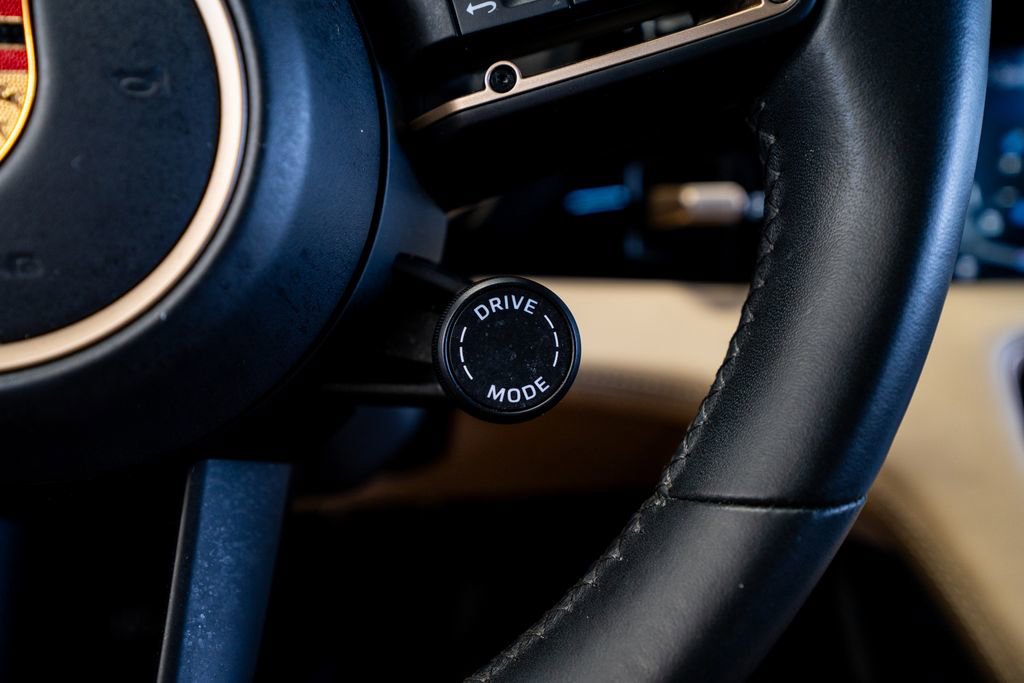 Used 2020 Porsche Taycan Turbo image 38