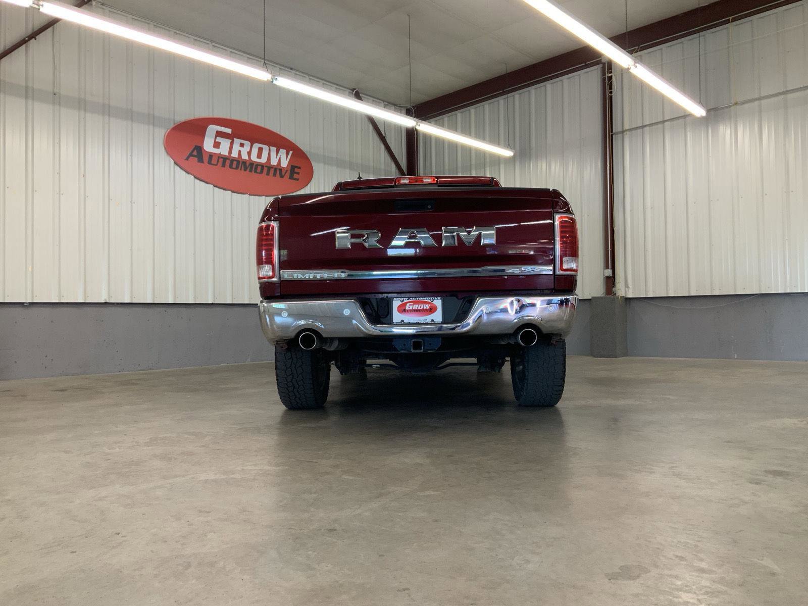Used 2017 RAM 1500 Limited AWD/4WD image 10