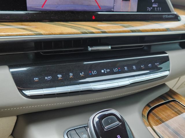 Used 2021 Cadillac Escalade ESV Sport Platinum AWD/4WD image 17
