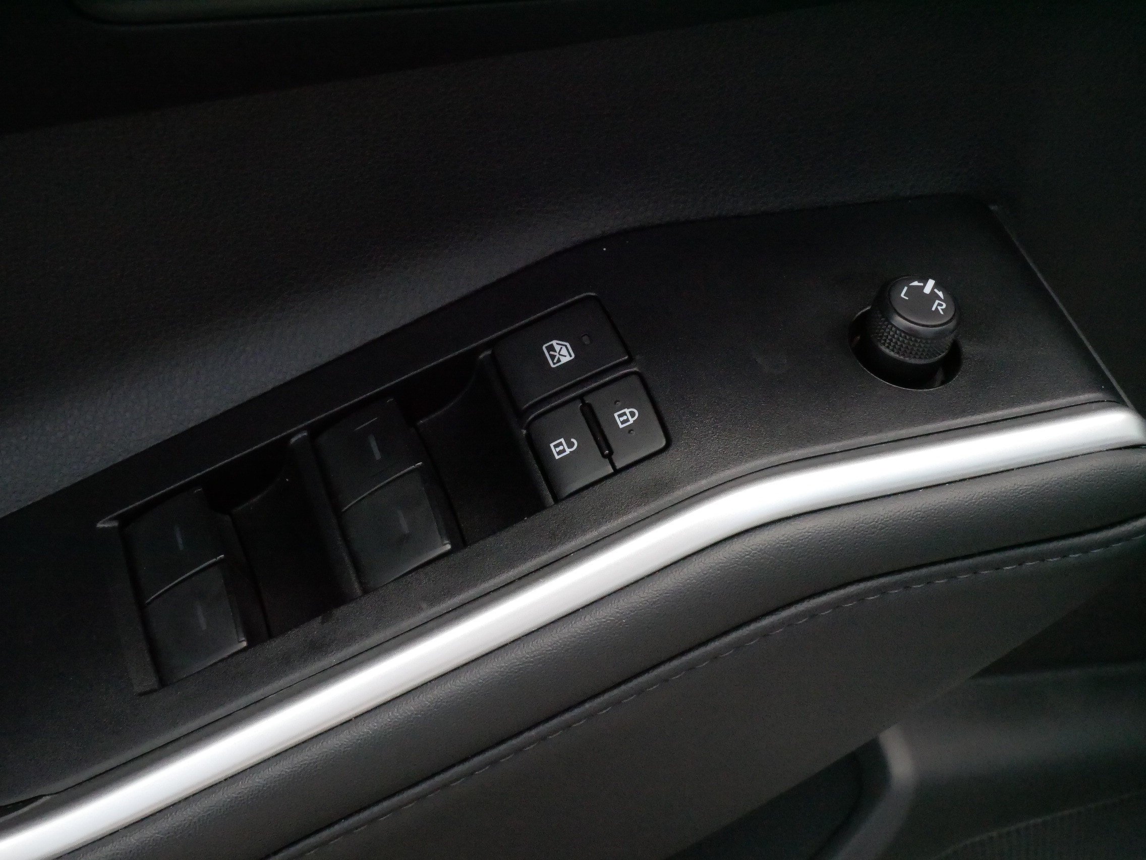 Certified 2025 Toyota Highlander XLE AWD/4WD image 19