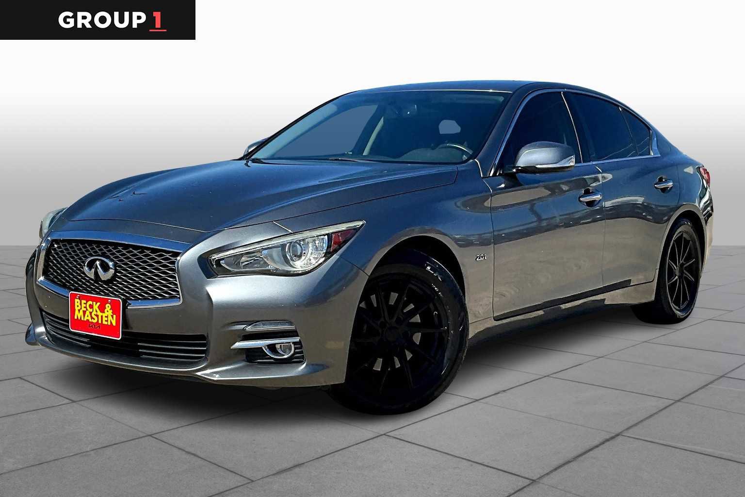 Used 2017 INFINITI Q50 2.0t w/ Moonroof Package