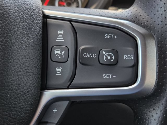 New 2026 RAM 1500 Express AWD/4WD image 18