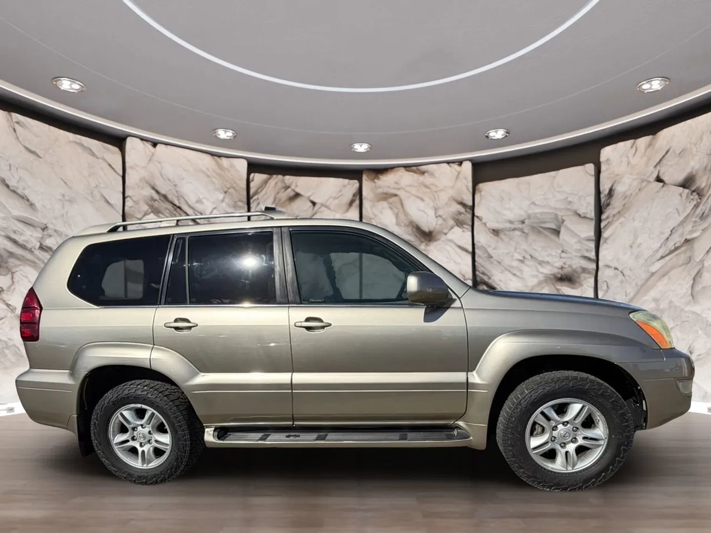 Used 2004 Lexus GX 470 AWD/4WD image 4