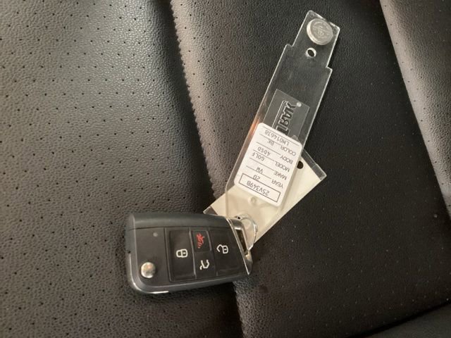 Used 2020 Volkswagen Golf 4-Door image 25